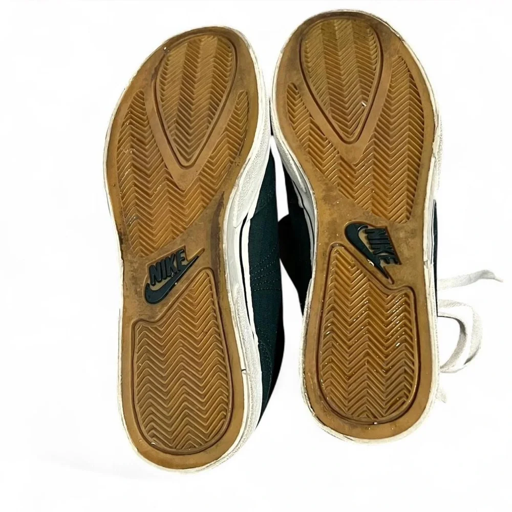 1996 Nike GTS Dark Green Canvas Sneakers with White Laces